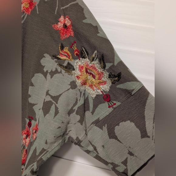 Sundance floral embroidery green shirt womens size XL soft 100% cotton comfy - Picture 6 of 11